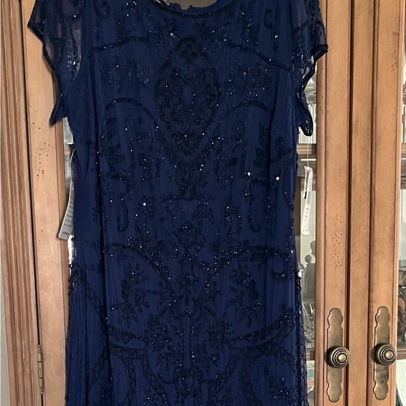 NWT Pisarro Nights maxi dress. Perfect for formal event! - Picture 2 of 7